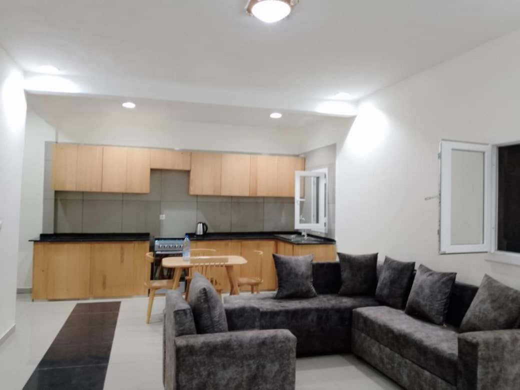 Residence Rosalie Яунде Екстер'єр фото